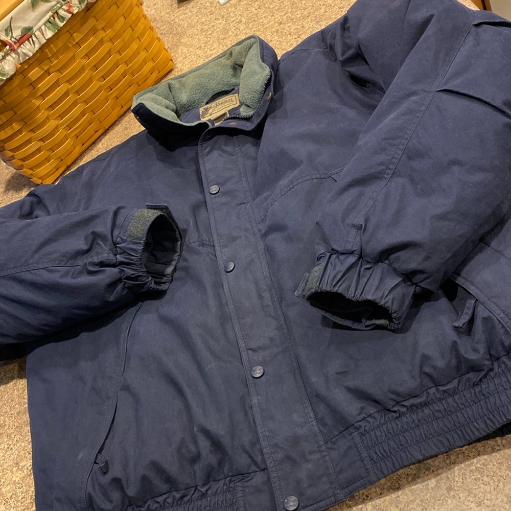 Vintage L.L. Bean Blue XL Puffy Coat Down Insulation Fleece Collar
